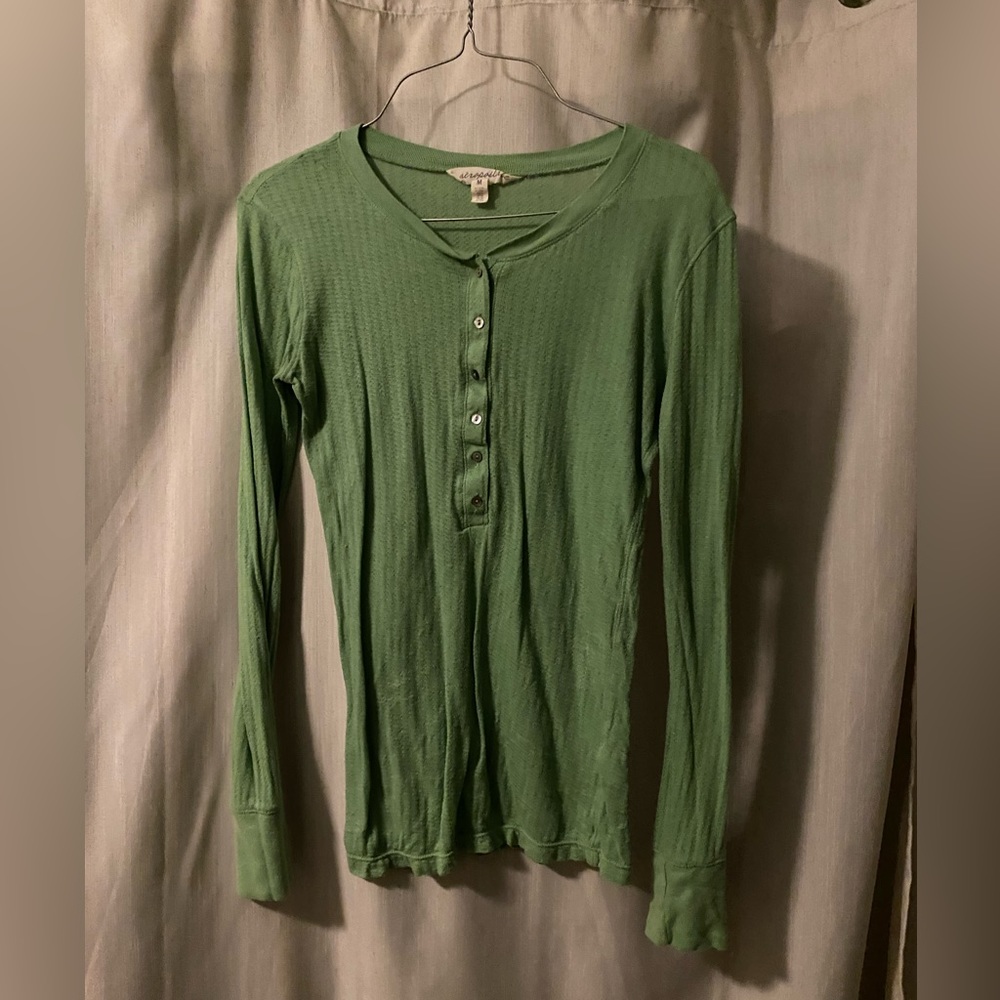 Cute Green Aeropostale Top